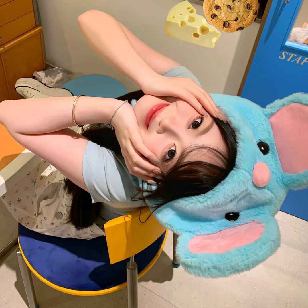 小精灵2海报